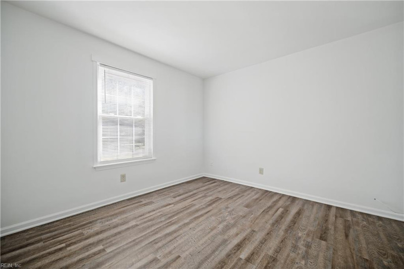 Photo 11 of 18 residential for sale in Chesapeake virginia Photo 11 of 18 residential for sale in Chesapeake virginia