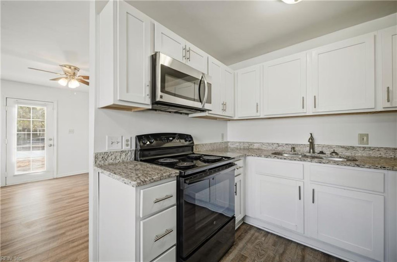 Photo 7 of 18 residential for sale in Chesapeake virginia Photo 7 of 18 residential for sale in Chesapeake virginia