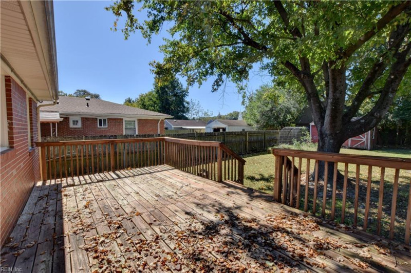 Photo 13 of 16 residential for sale in Chesapeake virginia Photo 13 of 16 residential for sale in Chesapeake virginia