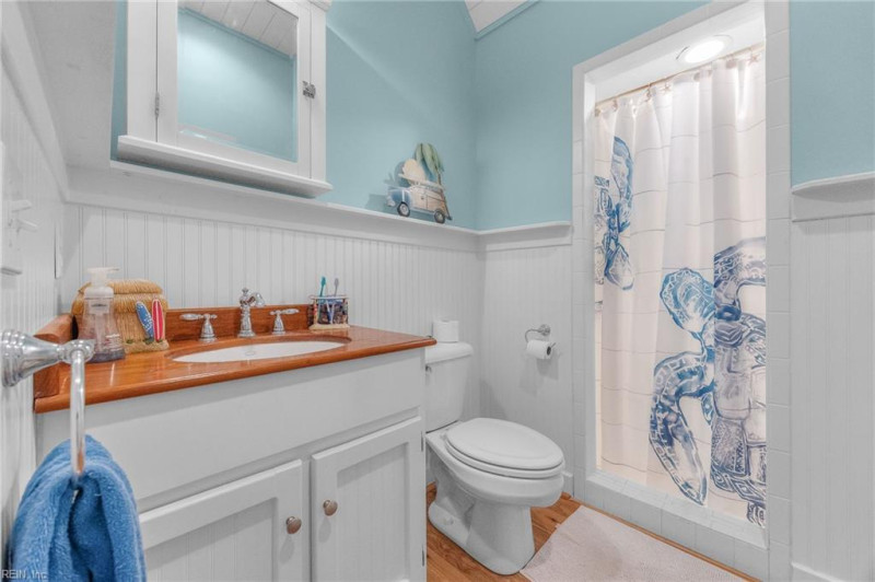 Photo 26 of 44 residential for sale in Virginia Beach virginia