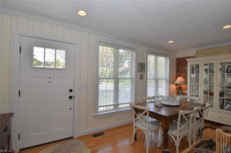 Photo 3 of 44 residential for sale in Virginia Beach virginia