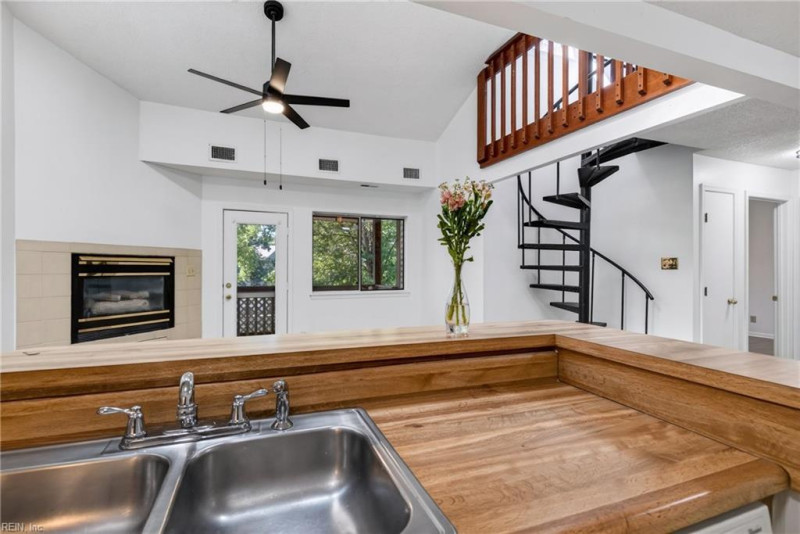 Photo 12 of 49 residential for sale in Newport News virginia