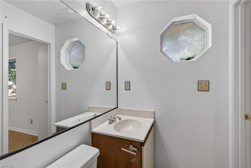 Photo 15 of 49 residential for sale in Newport News virginia