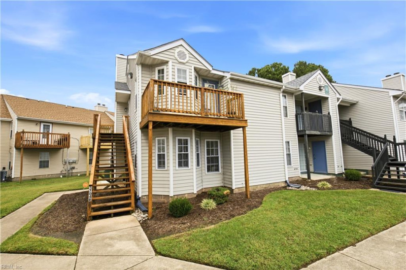 Photo 1 of 27 residential for sale in Portsmouth virginia