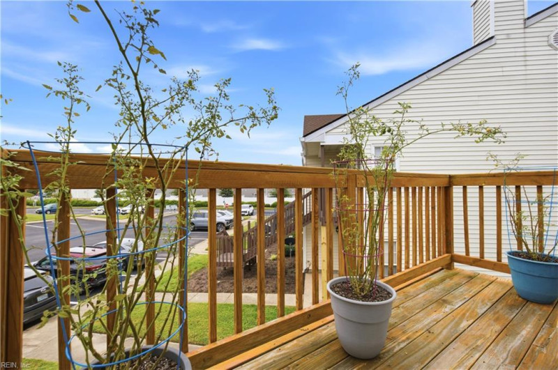 Photo 17 of 27 residential for sale in Portsmouth virginia
