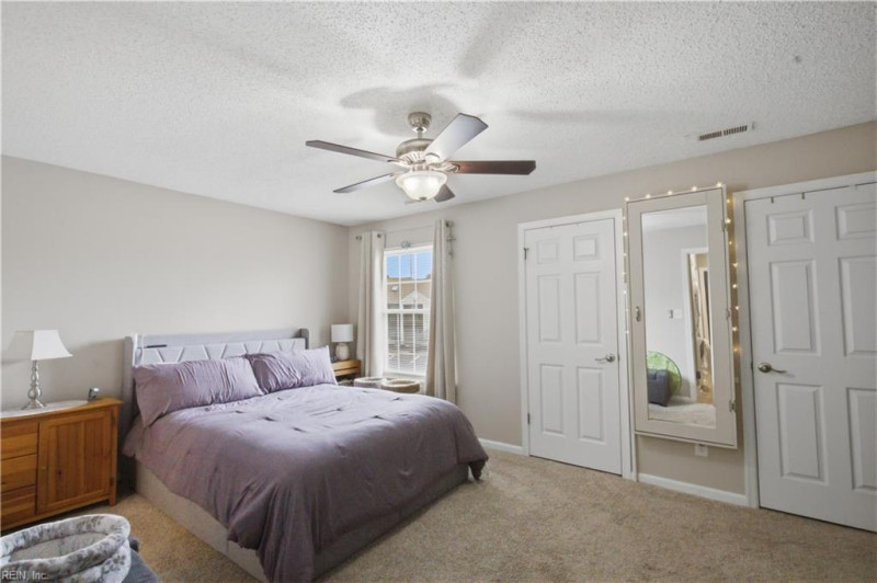 Photo 18 of 27 residential for sale in Portsmouth virginia