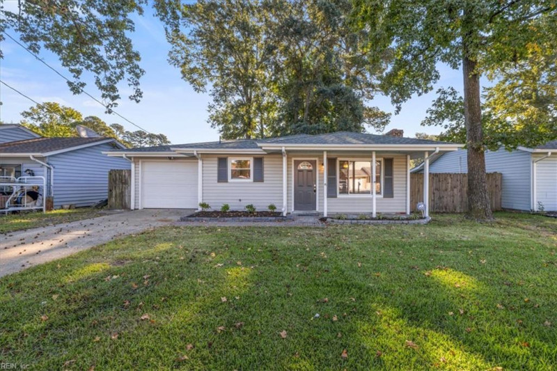 Photo 1 of 31 residential for sale in Chesapeake virginia