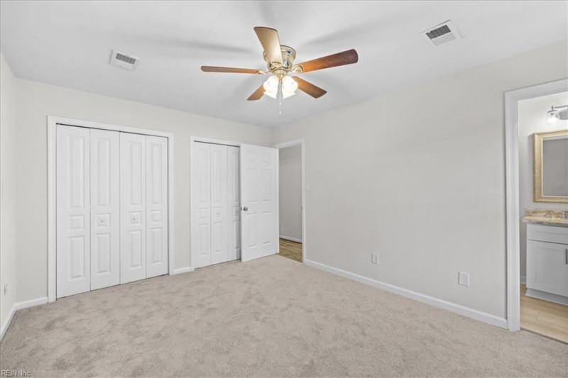 Photo 18 of 31 residential for sale in Chesapeake virginia