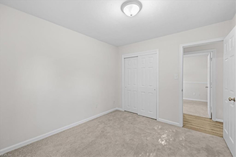 Photo 21 of 31 residential for sale in Chesapeake virginia