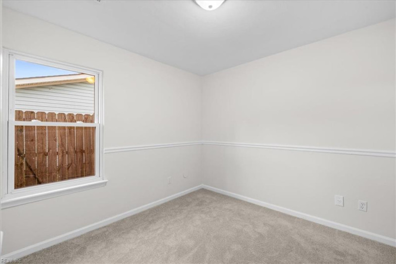 Photo 24 of 31 residential for sale in Chesapeake virginia
