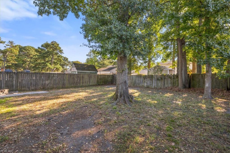 Photo 30 of 31 residential for sale in Chesapeake virginia