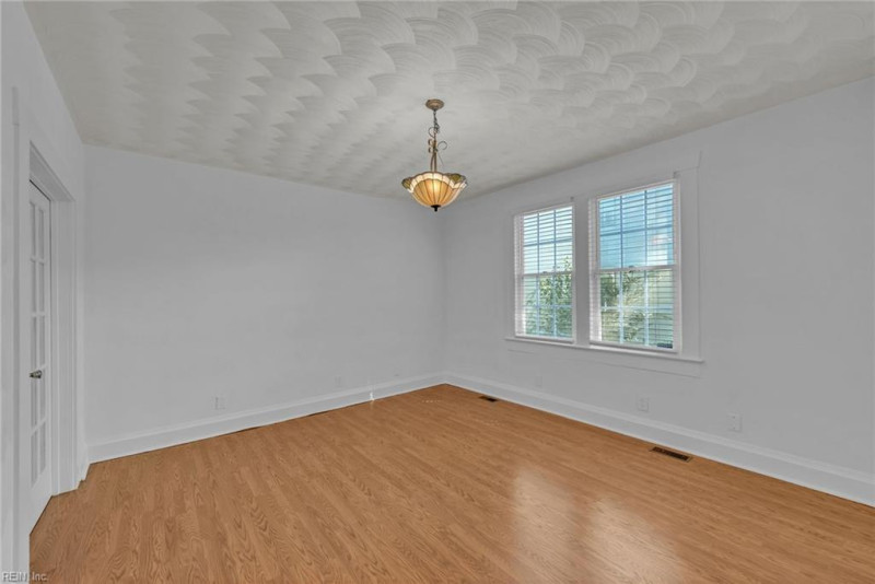 Photo 13 of 37 residential for sale in Norfolk virginia Photo 13 of 37 residential for sale in Norfolk virginia