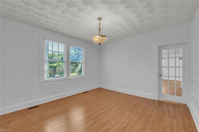 Photo 16 of 37 residential for sale in Norfolk virginia Photo 16 of 37 residential for sale in Norfolk virginia
