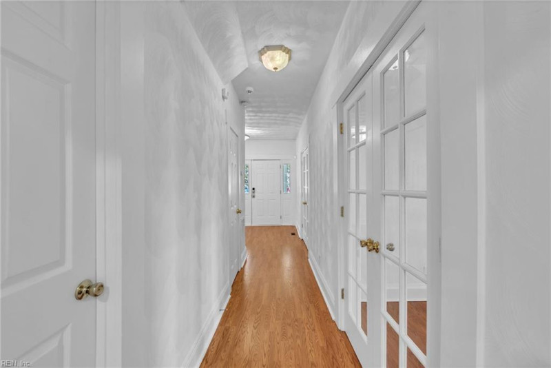 Photo 4 of 37 residential for sale in Norfolk virginia Photo 4 of 37 residential for sale in Norfolk virginia