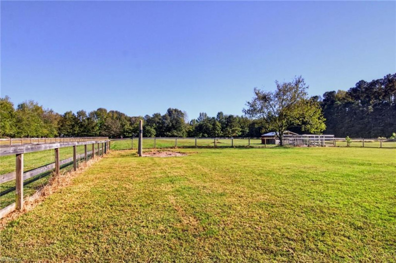 Photo 15 of 39 residential for sale in Chesapeake virginia Photo 15 of 39 residential for sale in Chesapeake virginia