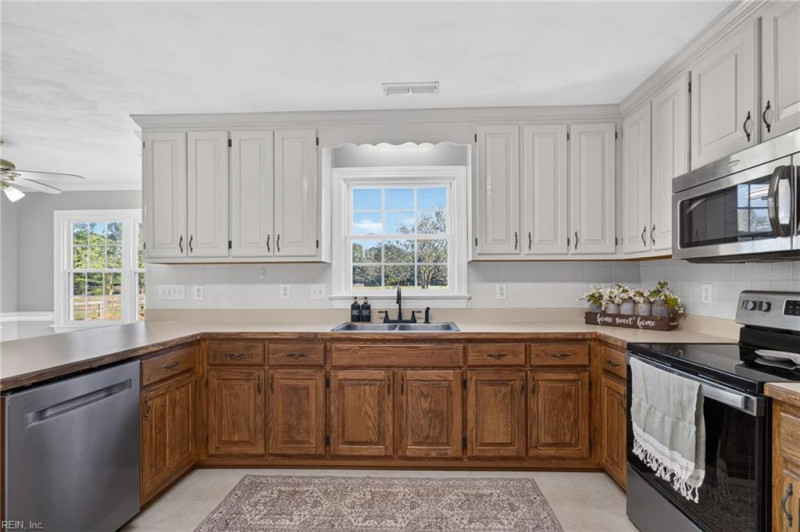 Photo 3 of 39 residential for sale in Chesapeake virginia Photo 3 of 39 residential for sale in Chesapeake virginia