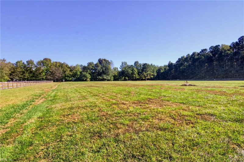 Photo 35 of 39 residential for sale in Chesapeake virginia Photo 35 of 39 residential for sale in Chesapeake virginia