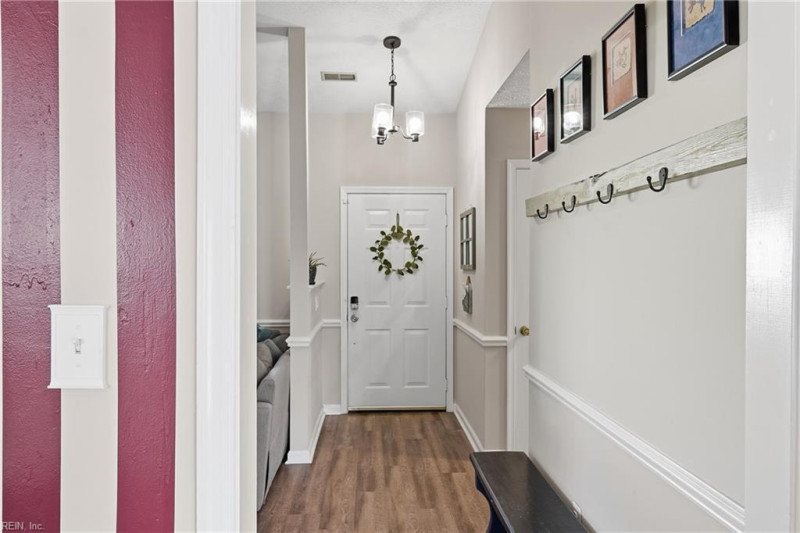 Photo 13 of 32 residential for sale in Newport News virginia