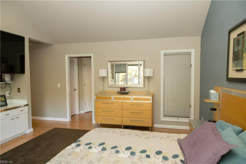 Photo 16 of 50 residential for sale in Virginia Beach virginia