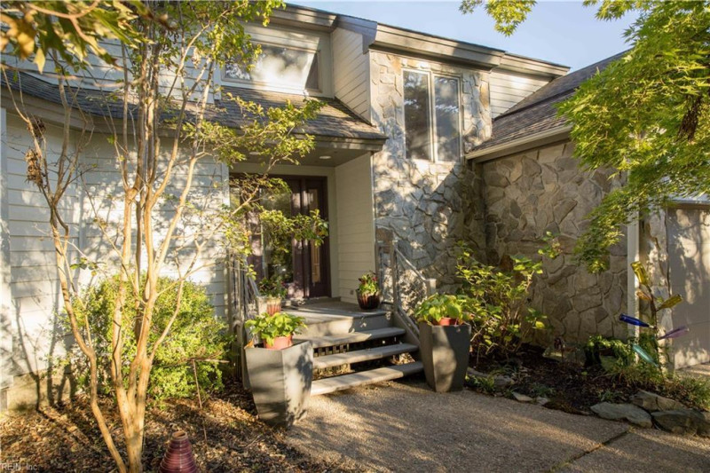 Photo 2 of 50 residential for sale in Virginia Beach virginia