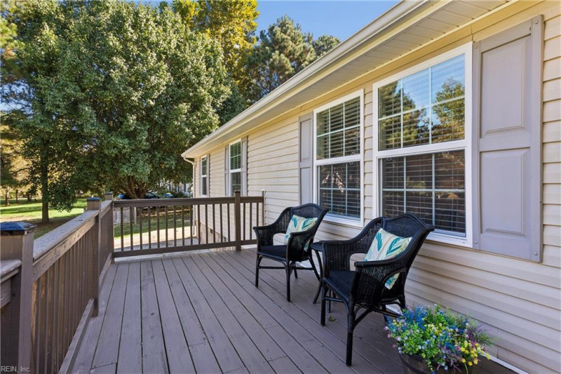 Photo 4 of 49 residential for sale in Gloucester County virginia