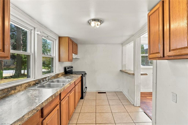 Photo 5 of 14 residential for sale in Portsmouth virginia Photo 5 of 14 residential for sale in Portsmouth virginia