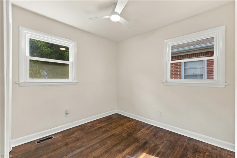 Photo 23 of 33 residential for sale in Norfolk virginia Photo 23 of 33 residential for sale in Norfolk virginia