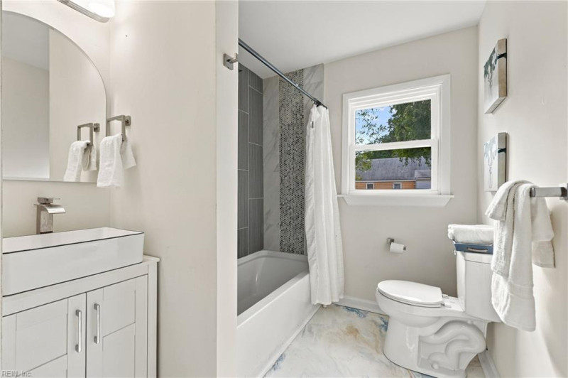 Photo 25 of 33 residential for sale in Norfolk virginia Photo 25 of 33 residential for sale in Norfolk virginia