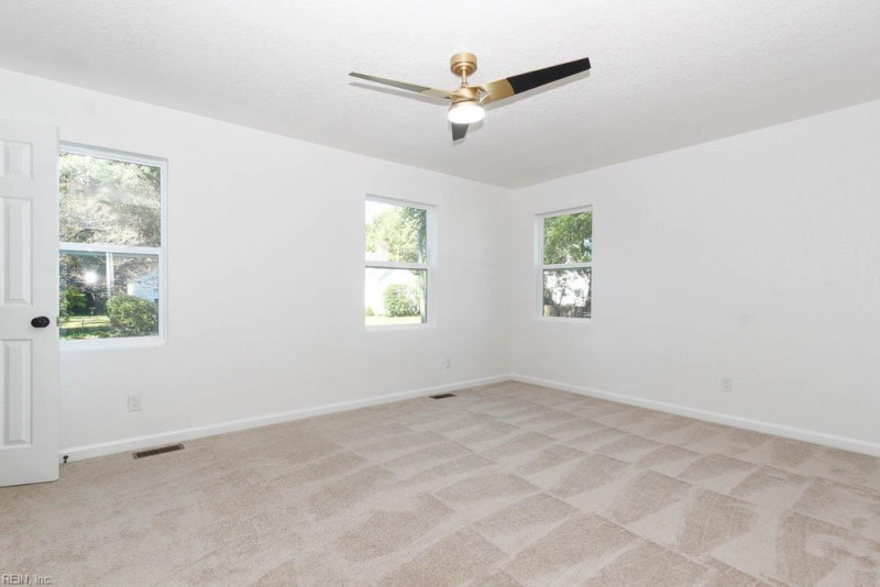 Photo 11 of 28 residential for sale in Norfolk virginia Photo 11 of 28 residential for sale in Norfolk virginia
