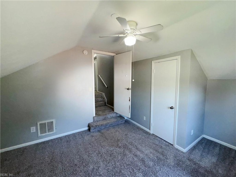 Photo 13 of 23 residential for sale in Chesapeake virginia