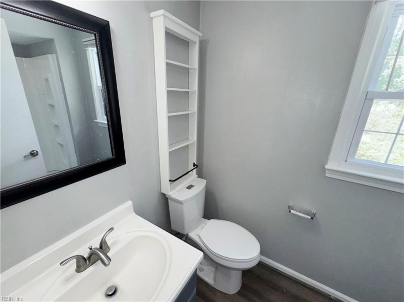 Photo 21 of 23 residential for sale in Chesapeake virginia