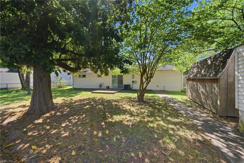 Photo 33 of 37 residential for sale in Virginia Beach virginia Photo 33 of 37 residential for sale in Virginia Beach virginia