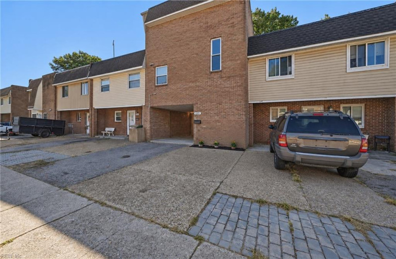 Photo 4 of 27 residential for sale in Norfolk virginia Photo 4 of 27 residential for sale in Norfolk virginia