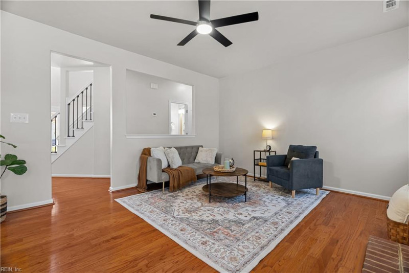 Photo 20 of 50 residential for sale in Chesapeake virginia