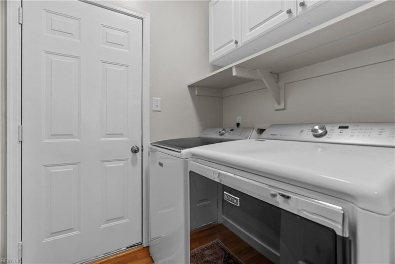 Photo 23 of 50 residential for sale in Chesapeake virginia