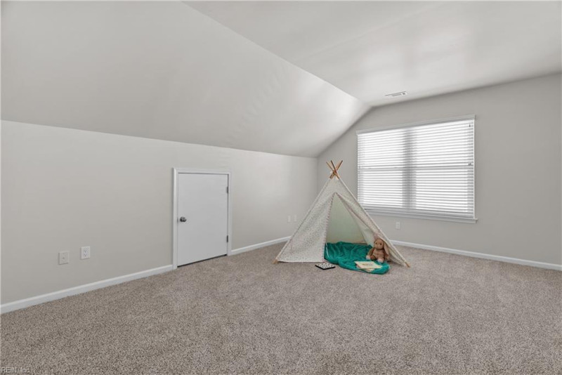 Photo 33 of 50 residential for sale in Chesapeake virginia