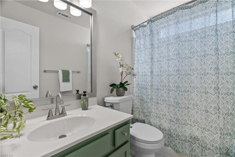 Photo 38 of 50 residential for sale in Chesapeake virginia