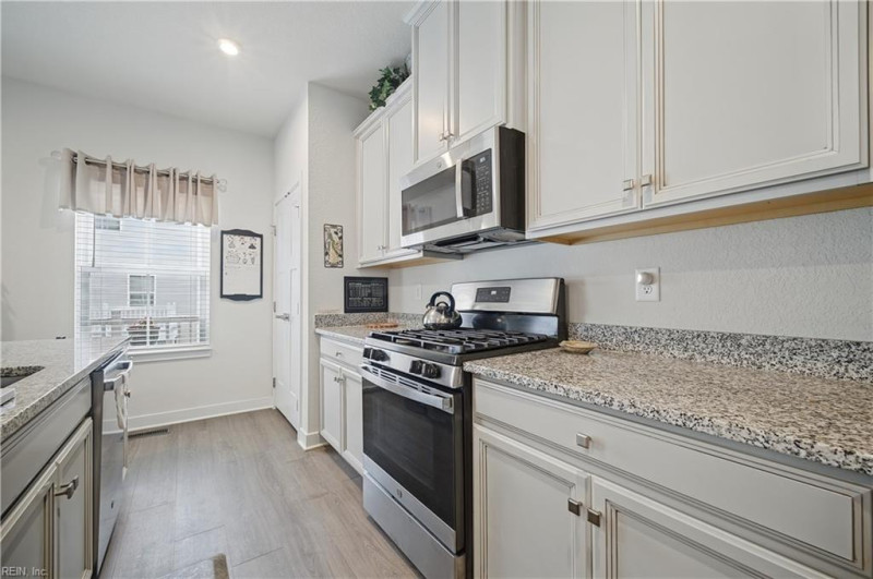 Photo 14 of 48 residential for sale in Chesapeake virginia Photo 14 of 48 residential for sale in Chesapeake virginia