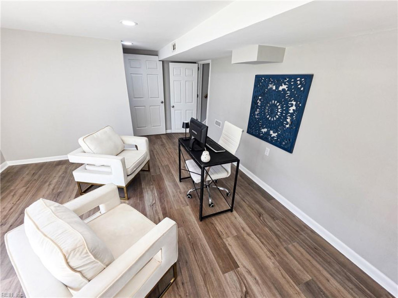 Photo 10 of 25 residential for sale in Norfolk virginia