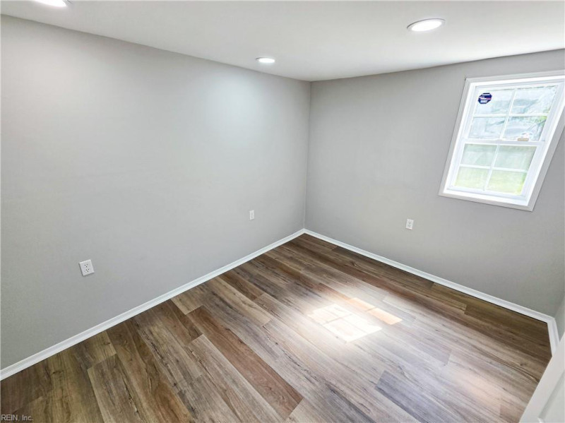Photo 12 of 25 residential for sale in Norfolk virginia