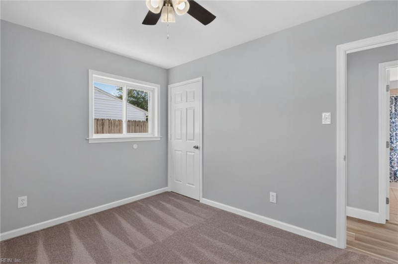 Photo 21 of 36 residential for sale in Hampton virginia