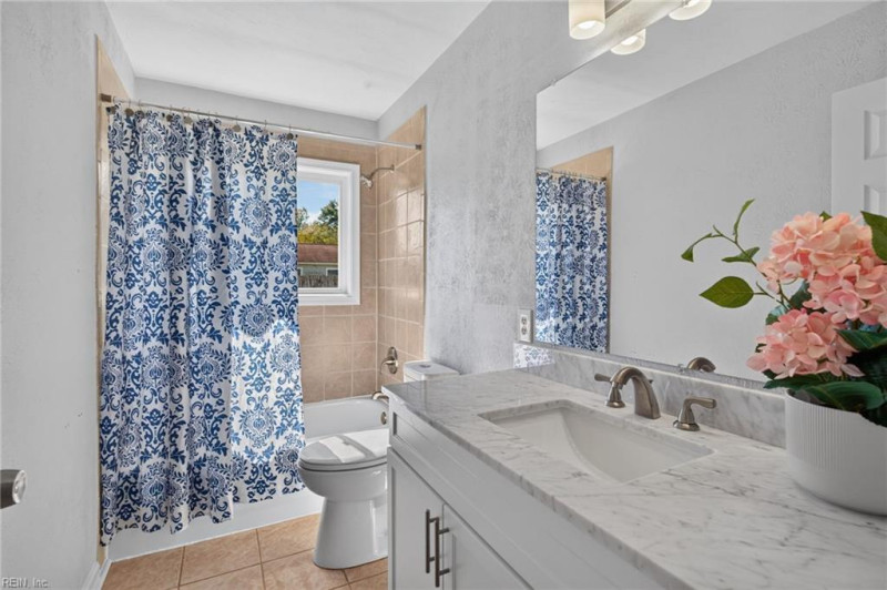 Photo 22 of 36 residential for sale in Hampton virginia