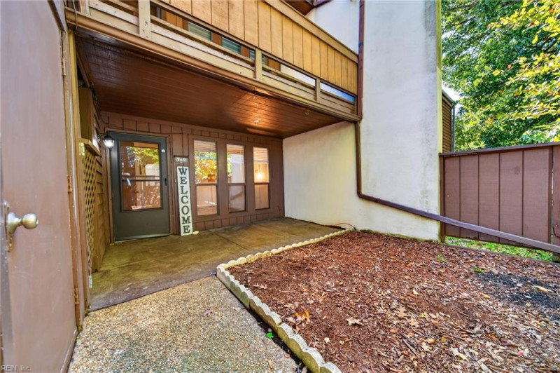 Photo 3 of 22 residential for sale in Newport News virginia