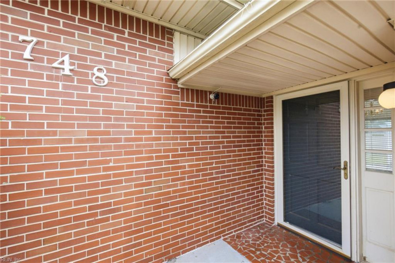 Photo 4 of 32 residential for sale in Virginia Beach virginia Photo 4 of 32 residential for sale in Virginia Beach virginia