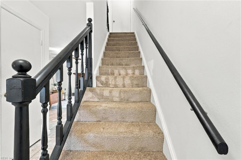 Photo 16 of 29 residential for sale in Virginia Beach virginia