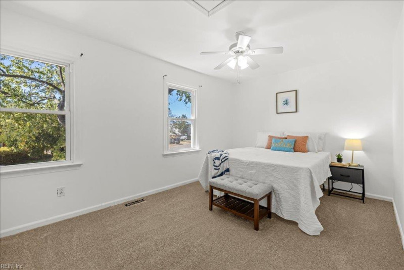 Photo 17 of 29 residential for sale in Virginia Beach virginia