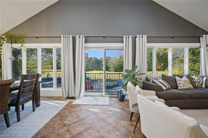 Photo 19 of 50 residential for sale in Chesapeake virginia Photo 19 of 50 residential for sale in Chesapeake virginia
