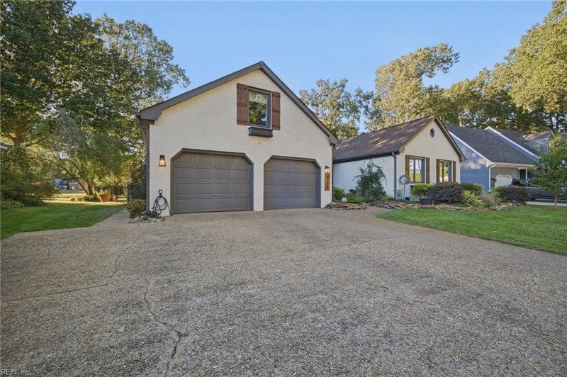 Photo 2 of 50 residential for sale in Chesapeake virginia Photo 2 of 50 residential for sale in Chesapeake virginia