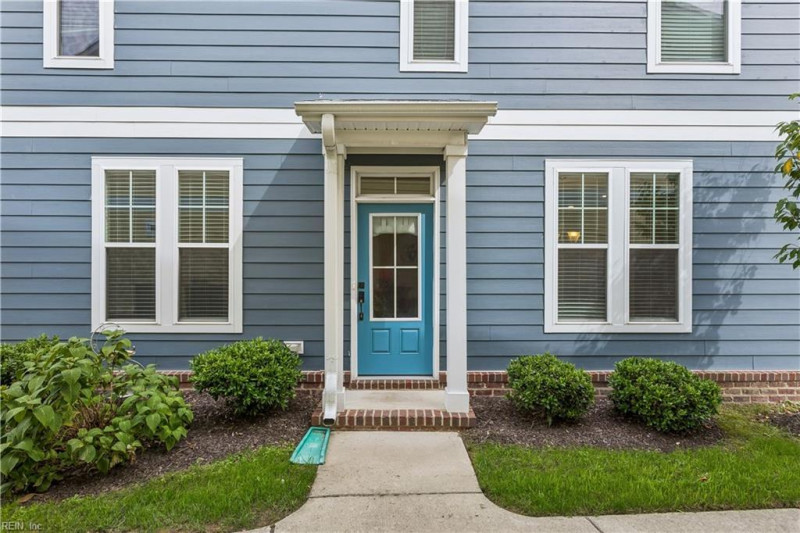 Photo 10 of 45 residential for sale in York County virginia