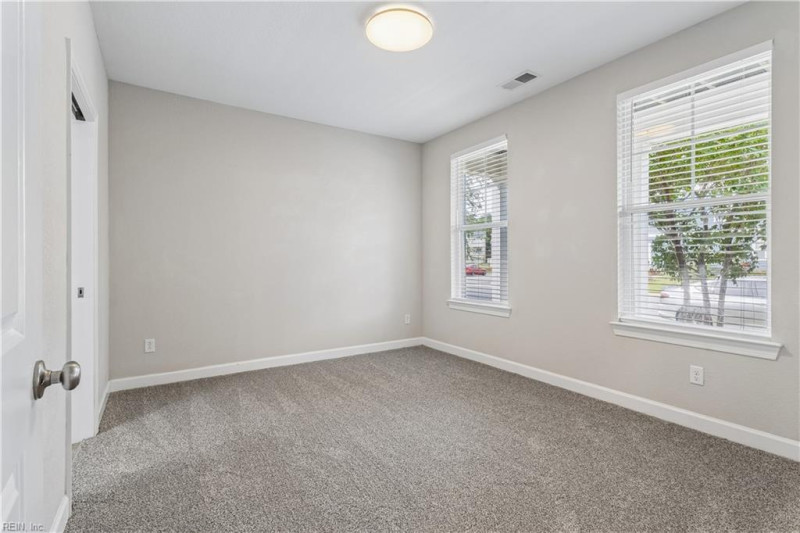 Photo 30 of 45 residential for sale in York County virginia